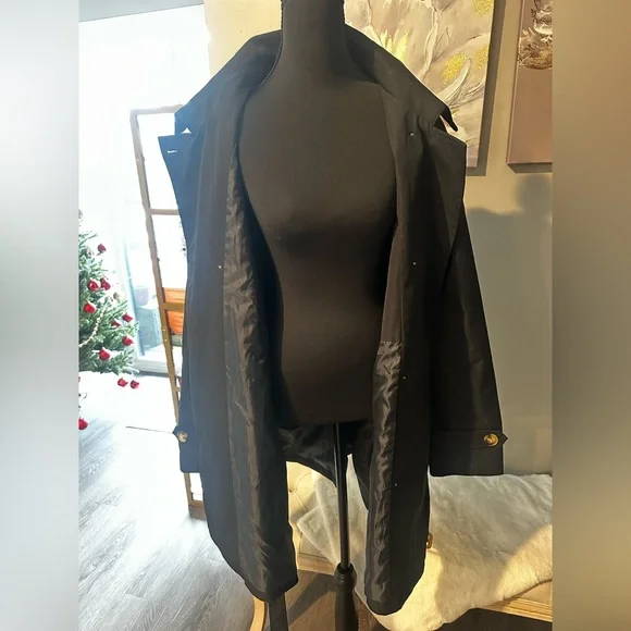 Elegant Black Double-Breasted Women's Trench Coat size 3xl - Picture 4 of 4